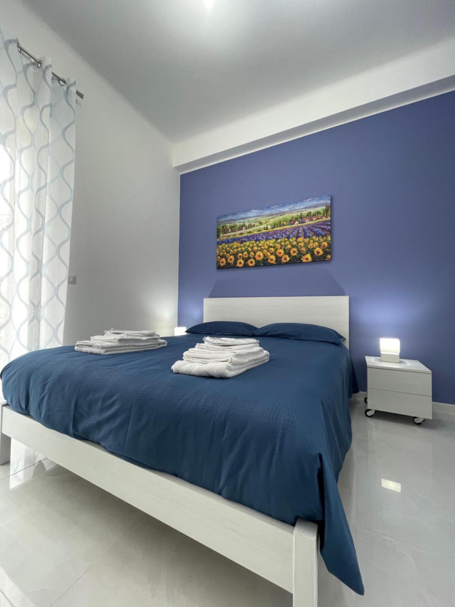 B&B Holden House Bari Buitenkant foto