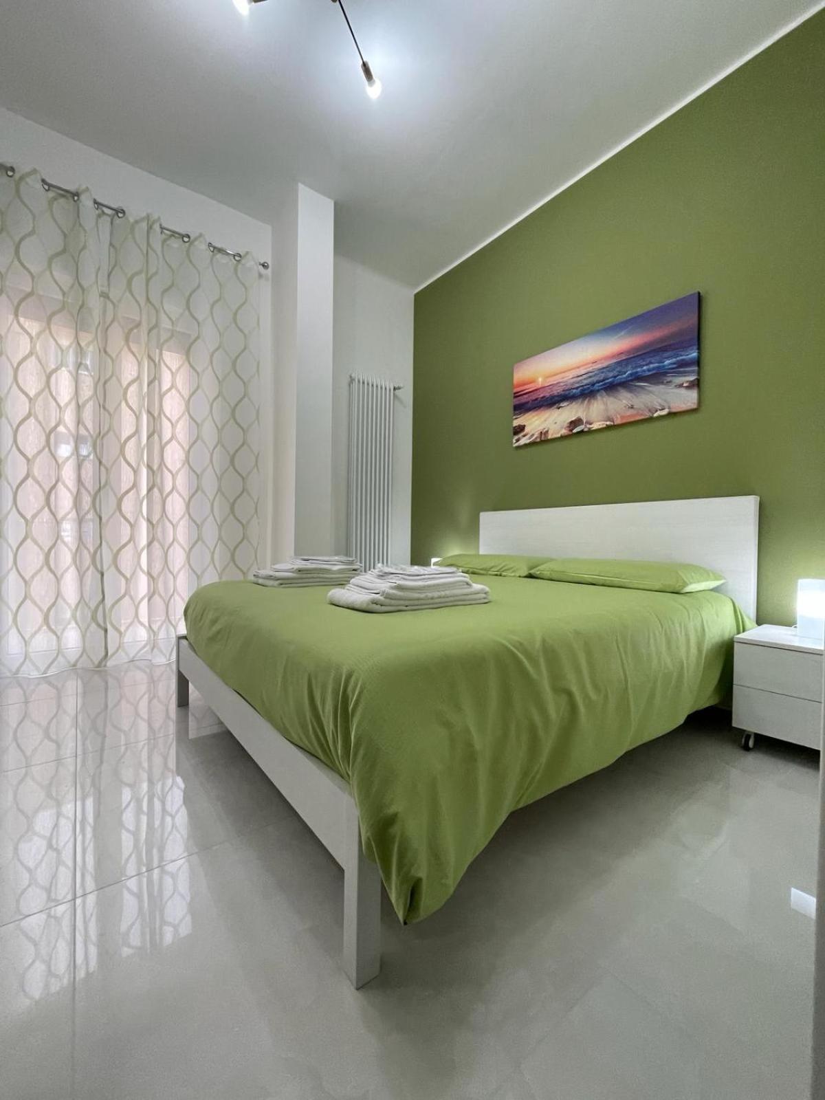 B&B Holden House Bari Buitenkant foto